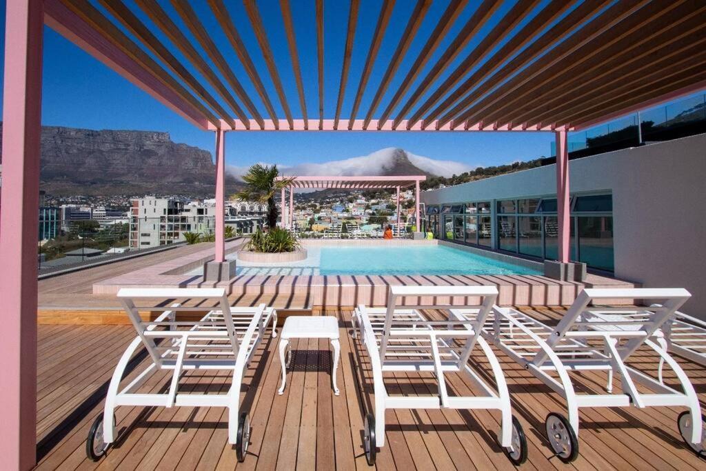 The Rose De Waterkant Spacious Appartement